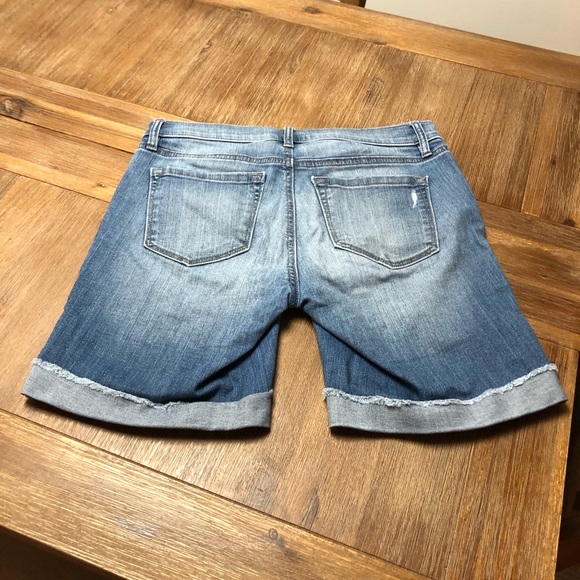 Ann Taylor Loft Jean Shorts - Picture 6 of 7